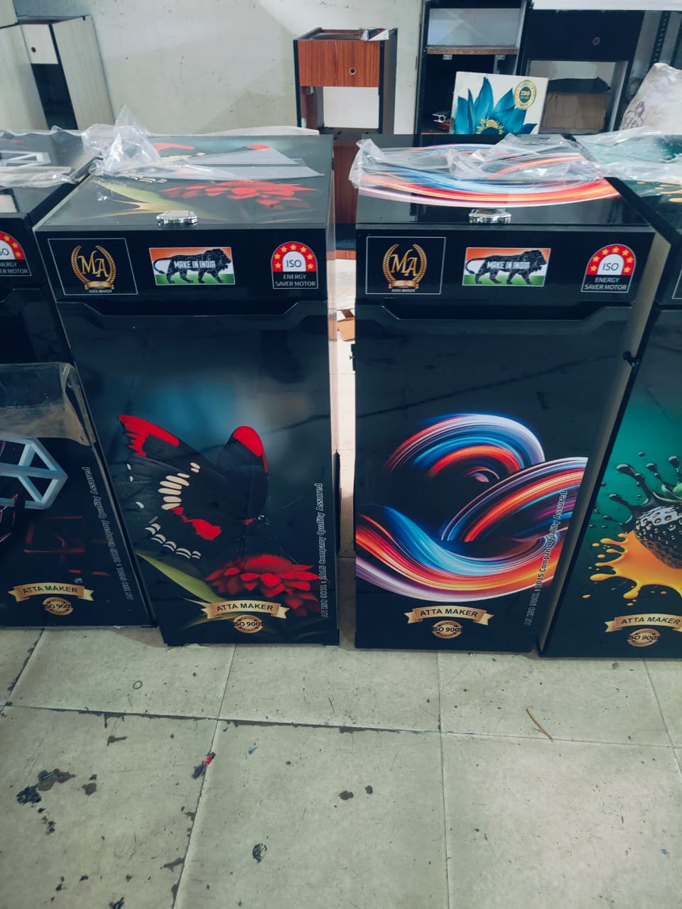 Meena brand domestic flour mill, commonly known as an 'Aata Chakki' or 'Ghar Ghanti' in India. - Image 2